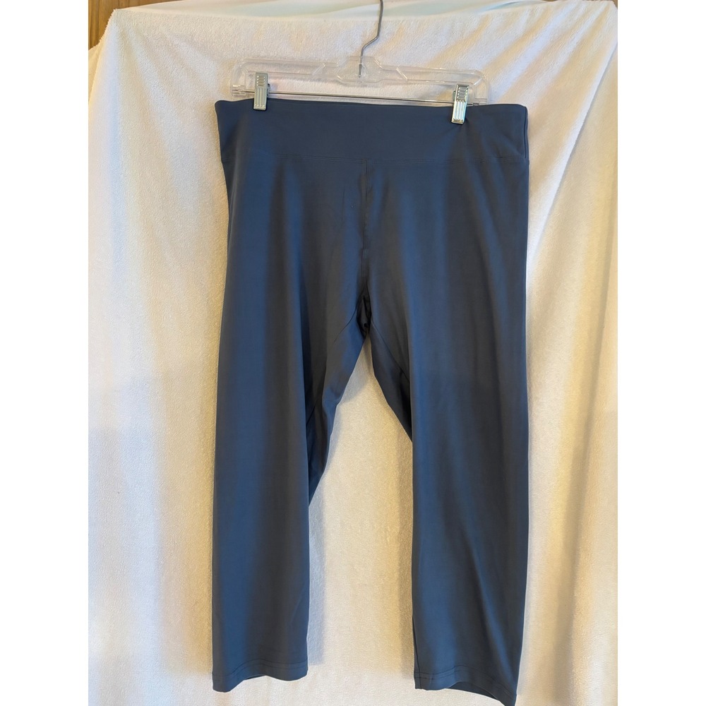 Set of 2!  Pink and Slate Blue High Waisted Cropped Leggings Yoga Pants Women 1x